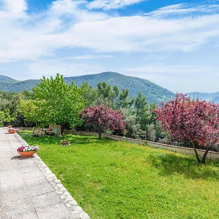 Lejlighed Cozy In Loc Fontanelle Campello sul Clitunno